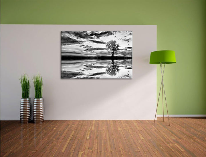 Pixxprint Monocrome, Einsamer Baum spiegelt Sich im Wasser, Format: 100x70 auf Leinwand, XXL riesige