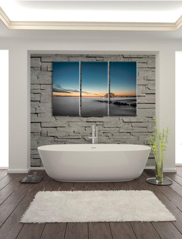 Pixxprint Timmendorfer Strand bei Sonnenuntergang Schwarz/Weiss 3-Teiler Leinwandbild 120x80 Bild au