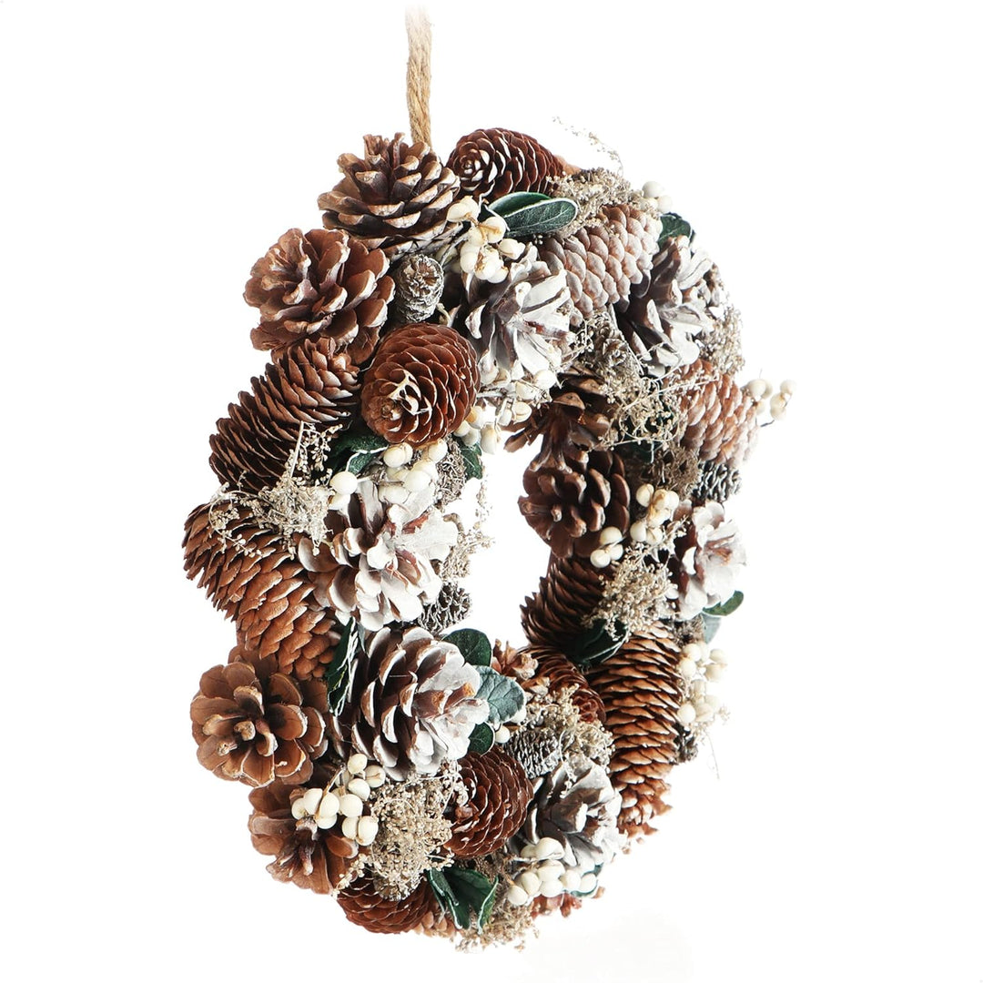 COM-FOUR® Türkranz Weihnachten - Adventskranz mit Mehreren Zapfenarten und weissen Beeren - Dekokran