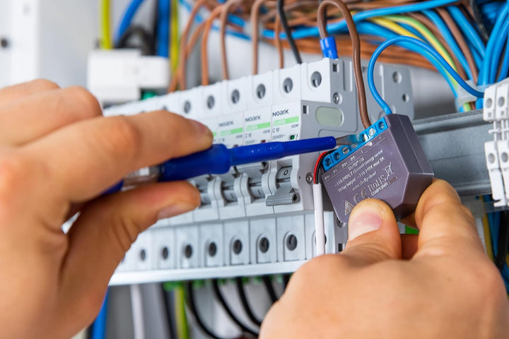 Shelly EM + 1 Amperemeterzange bis 50A zur Messung des Stromverbrauchs zu Hause Shelly EM + 1 Zange