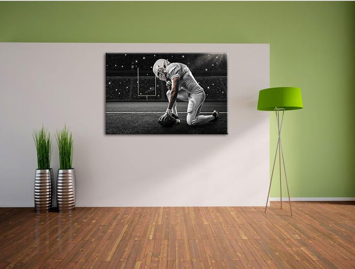 Pixxprint knieender Football-Spieler als Leinwandbild/Grösse: 100x70 cm/Wandbild/Kunstdruck/fertig b