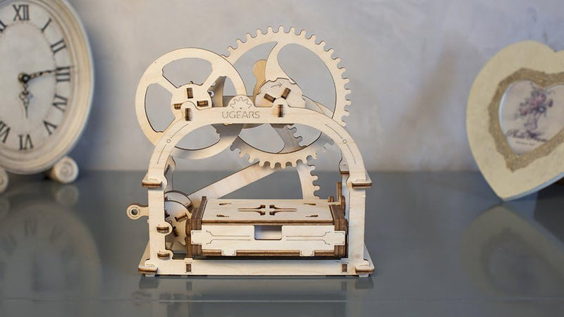 UGEARS Mechanische Box 3D Holzpuzzle für Erwachsene und Jugendliche - Originallagerung von Visitenka